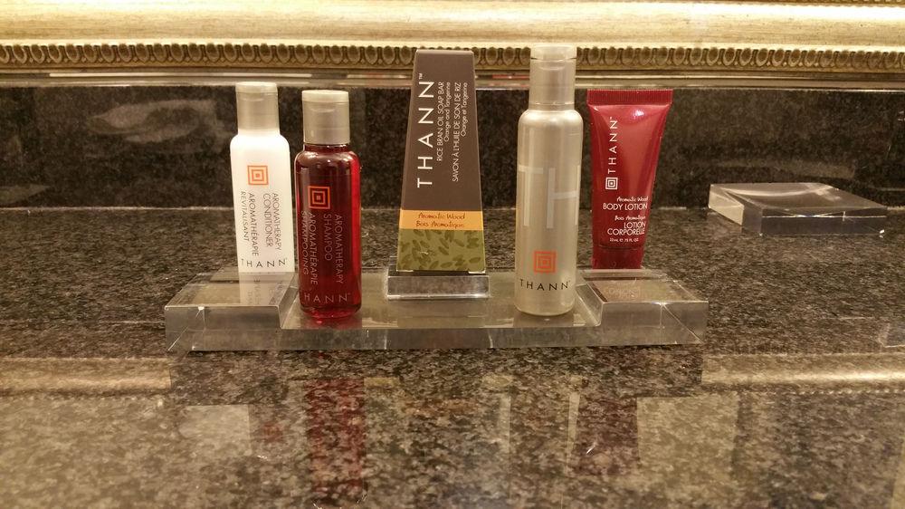 Niagara Falls Marriott On The Falls Екстериор снимка