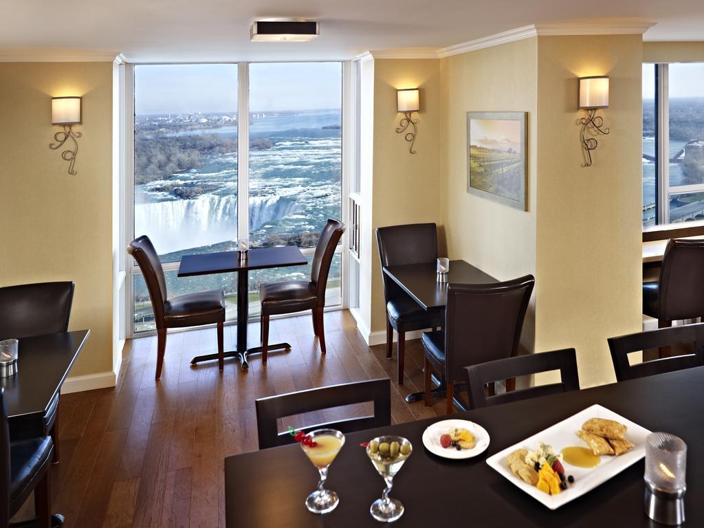 Niagara Falls Marriott On The Falls Екстериор снимка